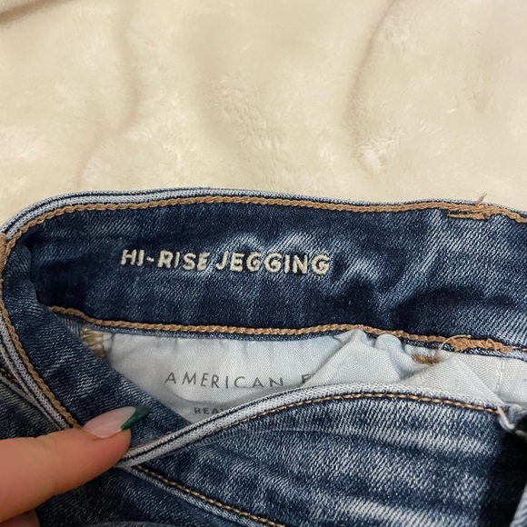 American Eagle Ripped Jeans (Jeggings) - Picture 6 of 7